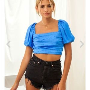 Isabelle’s Cabinet Be Right Back Blue Cheetah Top